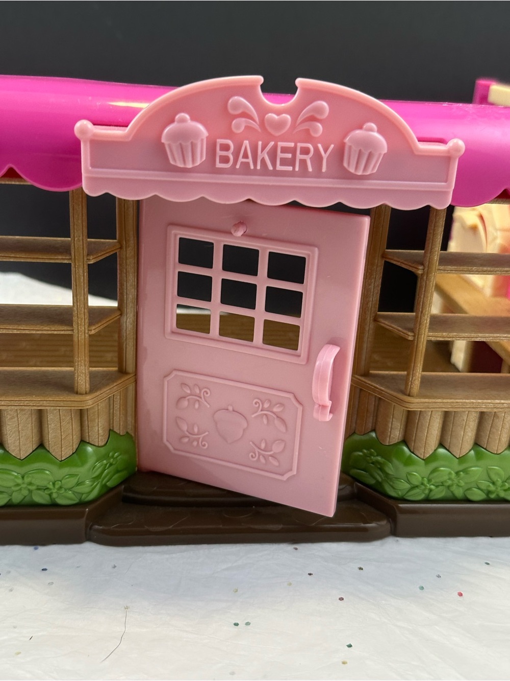 2011 Li’l Woodzeez Tickle-Your-Taste-Buds Bakery - NO accessories!